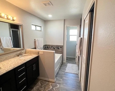 15120 Method Avenue - Photo Thumbnail 7