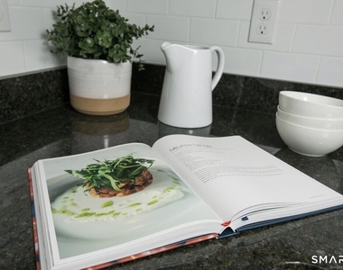 225 Lordship Boulevard - Photo Thumbnail 7