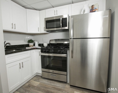 225 Lordship Boulevard - Photo Thumbnail 3