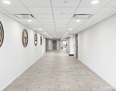 225 Lordship Boulevard - Photo Thumbnail 9