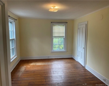 33 Main Street - Photo Thumbnail 13