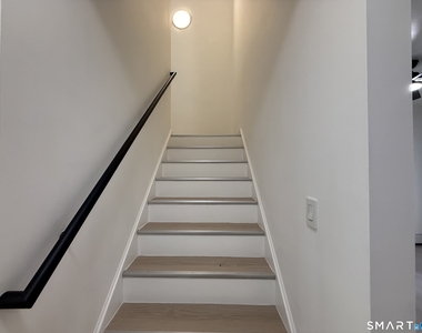 8-12 Sterling Street - Photo Thumbnail 10