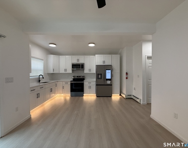 8-12 Sterling Street - Photo Thumbnail 3