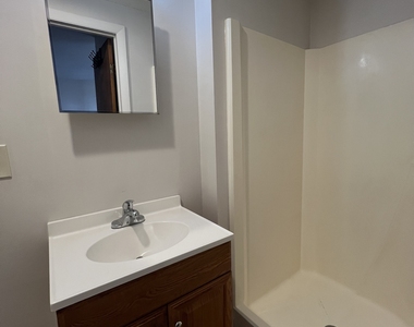 261 Broad Street - Photo Thumbnail 3
