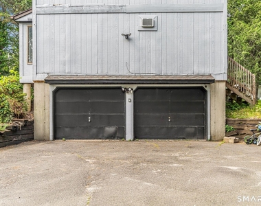 188 Moreland Avenue - Photo Thumbnail 10
