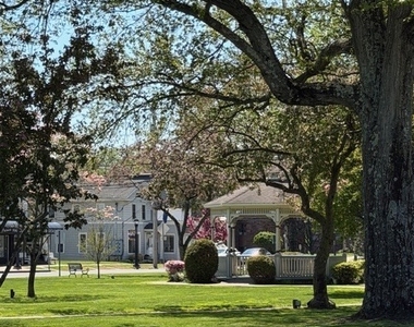 9 River Street - Photo Thumbnail 15