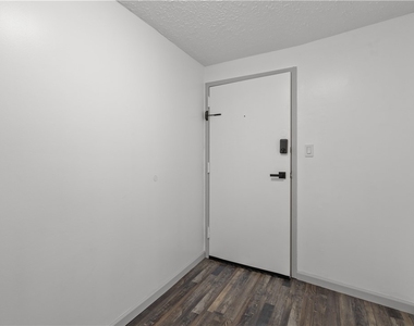 5523 Ellsworth Av. - Photo Thumbnail 4