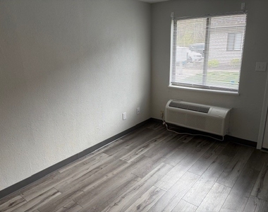 200 Milltown Rd - Photo Thumbnail 6