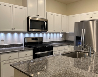 1173 Melody Lark Street - Photo Thumbnail 2