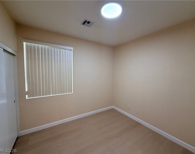 9528 Scottville Court - Photo Thumbnail 7