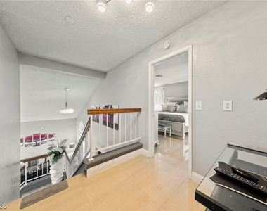 449 Rutherford Circle - Photo Thumbnail 32