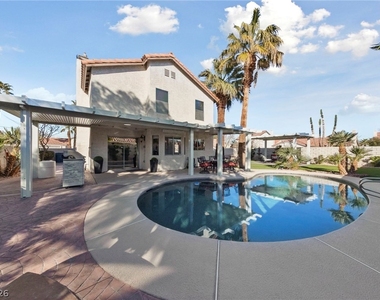 449 Rutherford Circle - Photo Thumbnail 5
