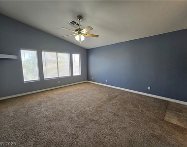 8244 Gilmore Avenue - Photo Thumbnail 28
