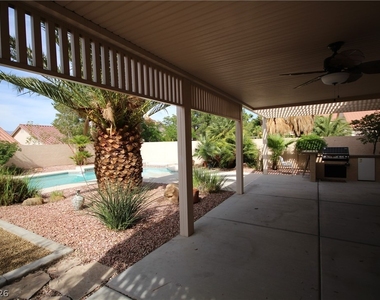 8244 Gilmore Avenue - Photo Thumbnail 51