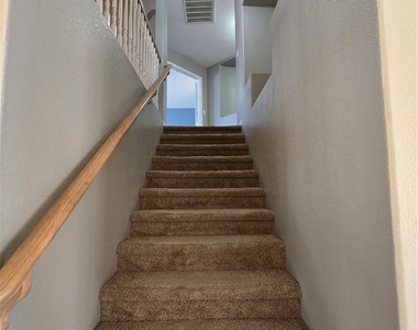 8244 Gilmore Avenue - Photo Thumbnail 25