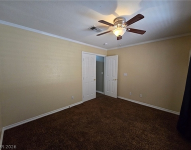 8244 Gilmore Avenue - Photo Thumbnail 17