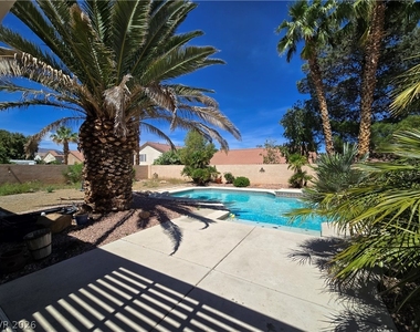 8244 Gilmore Avenue - Photo Thumbnail 46