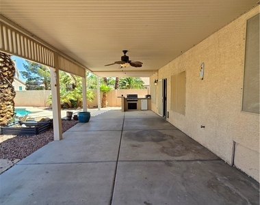 8244 Gilmore Avenue - Photo Thumbnail 44