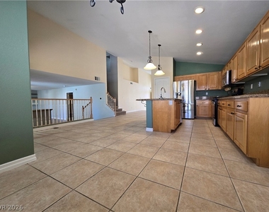 8244 Gilmore Avenue - Photo Thumbnail 11