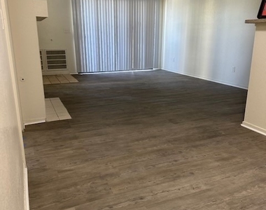 4865 S Torrey Pines Drive - Photo Thumbnail 12