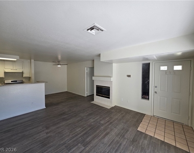 4865 S Torrey Pines Drive - Photo Thumbnail 19