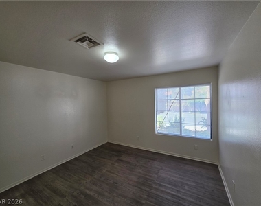 4865 S Torrey Pines Drive - Photo Thumbnail 57