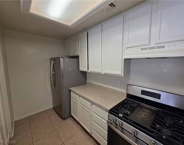 4865 S Torrey Pines Drive - Photo Thumbnail 36