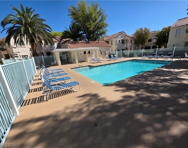 4865 S Torrey Pines Drive - Photo Thumbnail 8