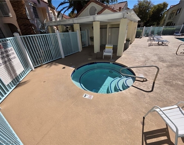 4865 S Torrey Pines Drive - Photo Thumbnail 15