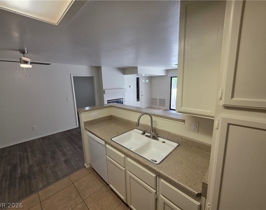 4865 S Torrey Pines Drive - Photo Thumbnail 35