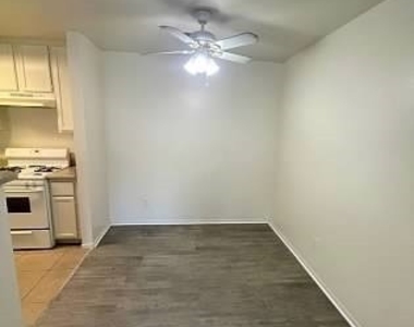 4865 S Torrey Pines Drive - Photo Thumbnail 6