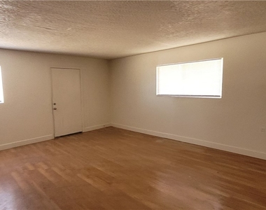 4341 San Mateo Street - Photo Thumbnail 18