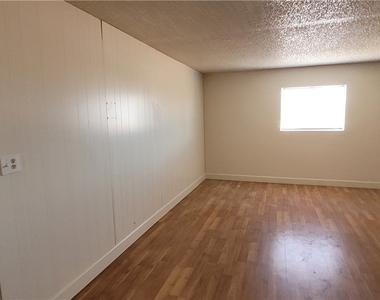 4341 San Mateo Street - Photo Thumbnail 16
