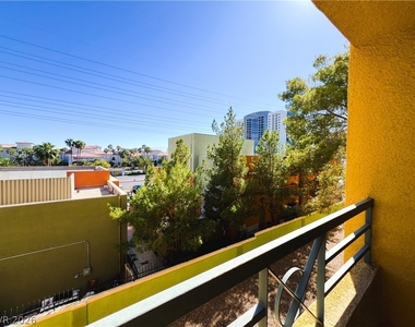 270 E Flamingo Road - Photo Thumbnail 72