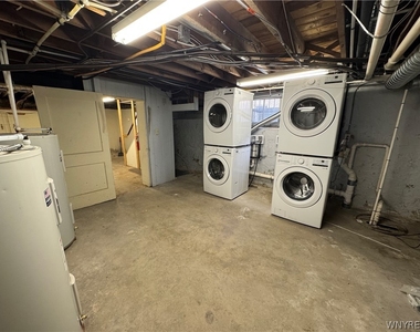 117 W Humboldt Parkway - Photo Thumbnail 11
