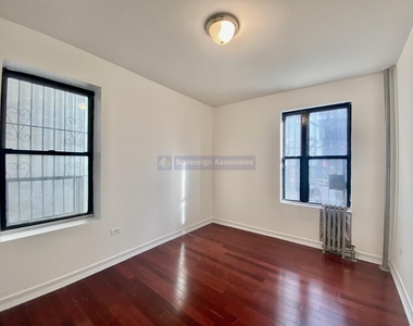 250 Fort Washington Avenue - Photo Thumbnail 8