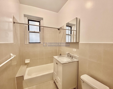 250 Fort Washington Avenue - Photo Thumbnail 6