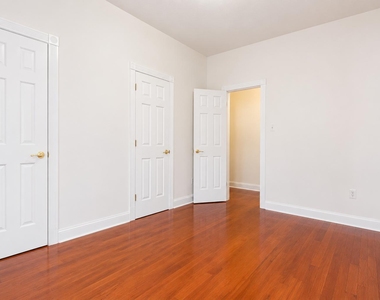 270 Fort Washington Avenue - Photo Thumbnail 9