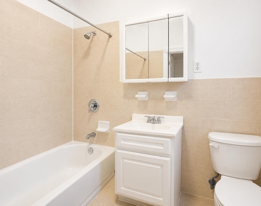 270 Fort Washington Avenue - Photo Thumbnail 4