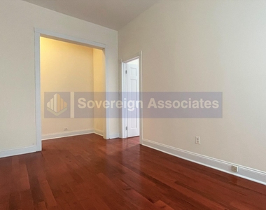 270 Fort Washington Avenue - Photo Thumbnail 1