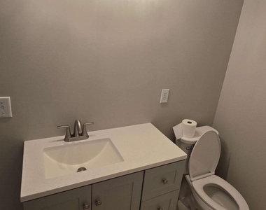 3025 Mangum Drive - Photo Thumbnail 13