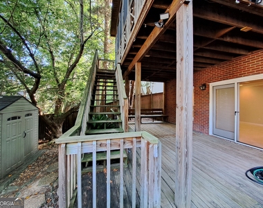 2242 Lenox Walk Ne - Photo Thumbnail 72