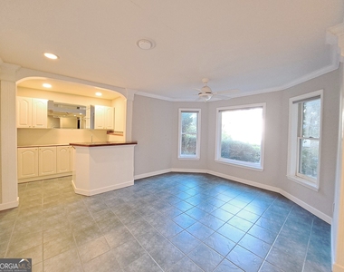 2242 Lenox Walk Ne - Photo Thumbnail 66