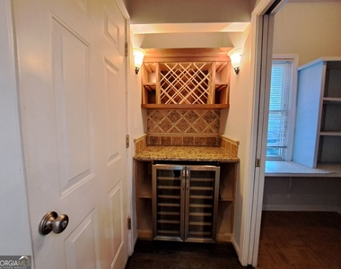 2242 Lenox Walk Ne - Photo Thumbnail 19