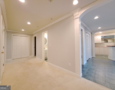 2242 Lenox Walk Ne - Photo Thumbnail 63