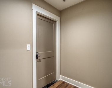 224 Alcovy Street - Photo Thumbnail 2