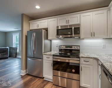 224 Alcovy Street - Photo Thumbnail 7