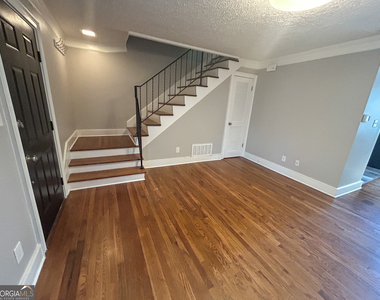 411 Tenth Street Ne - Photo Thumbnail 25