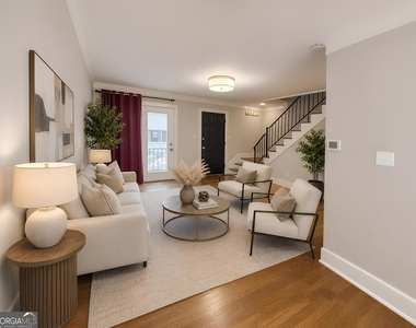 411 Tenth Street Ne - Photo Thumbnail 3