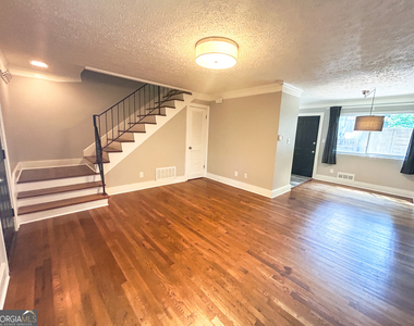 411 Tenth Street Ne - Photo Thumbnail 26